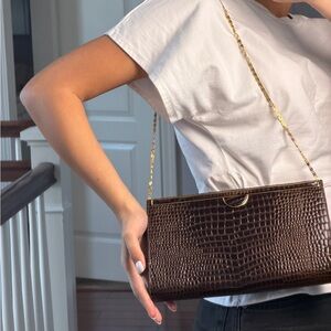 Elegant Brown Crocodile Pattern Shoulder Bag